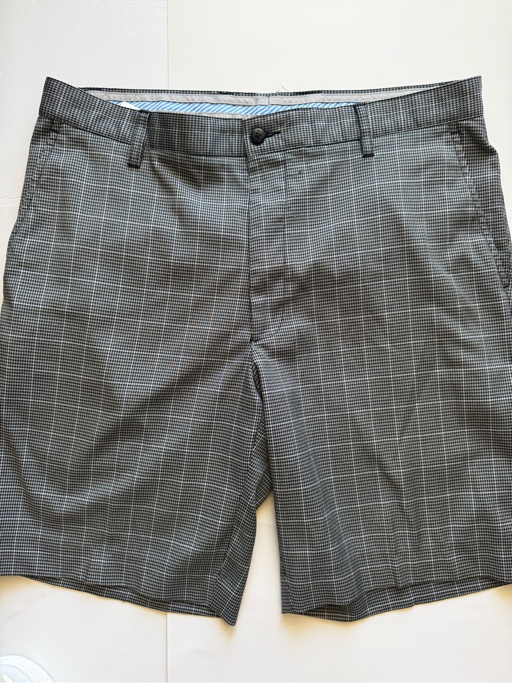 FJ FootJoy Black and Gray Micro-Check Flat Front Golf Shorts Mens 36 golf CAUSAL
